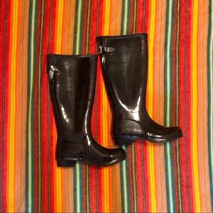 SOLD Rain boots
